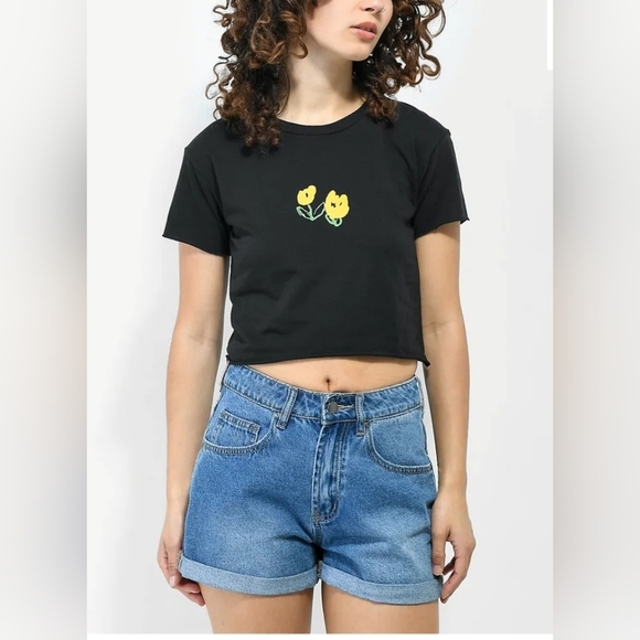 Petals And Peacocks Flower Power Crop Top EUC Medium 18 PTP - 16 Inches Length - Picture 6 of 7